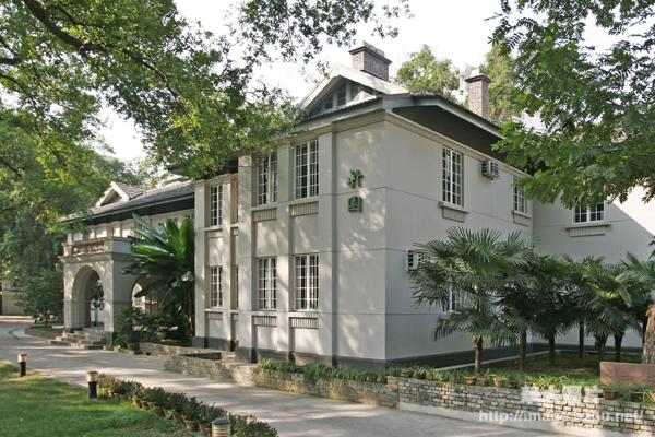 位于湖北美院的华师旧址